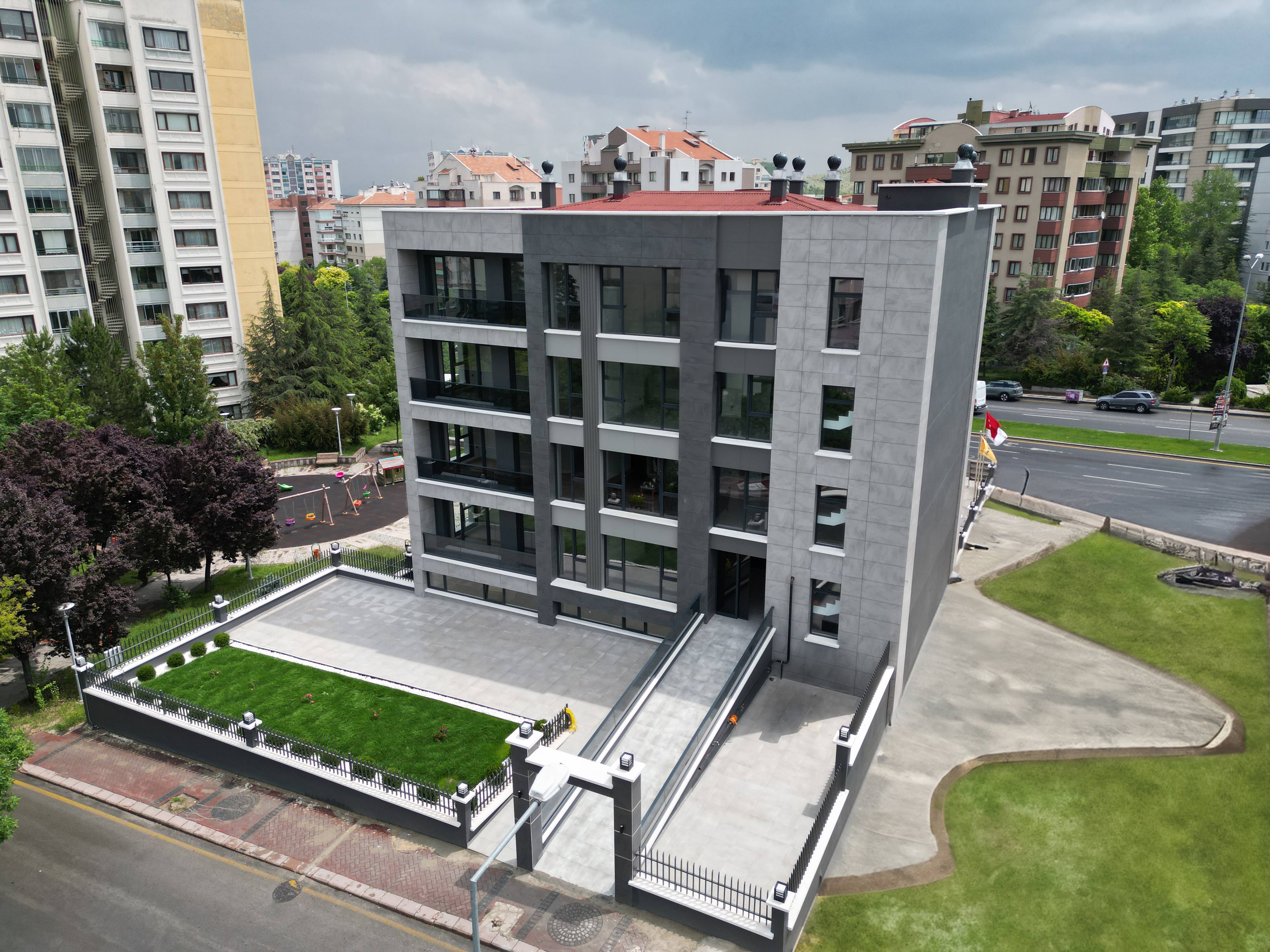 Ümitköy'de 1+1 Ev veya Ofis için kullanılabilir heryere yakın